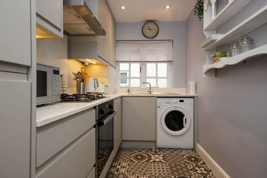 Property photo 3 of 10 Img3353