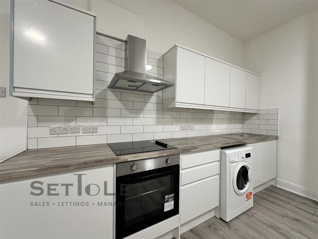 Property photo 3 of 9 Img_2017.Jpg