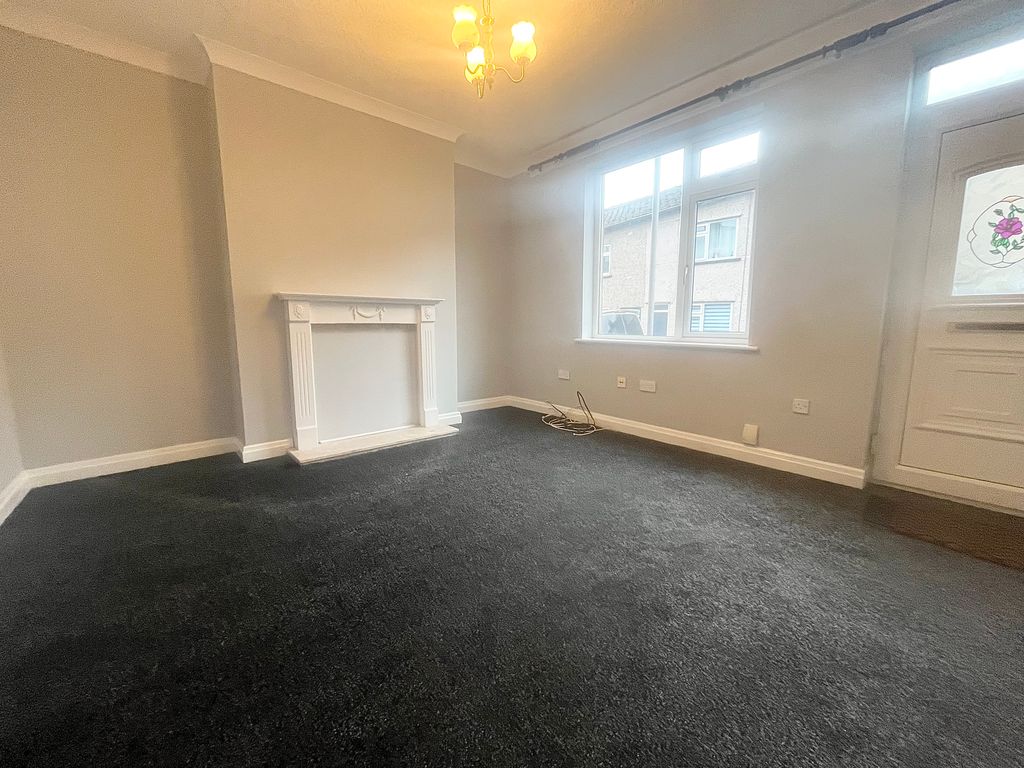 Property photo 3 of 9 Living Room