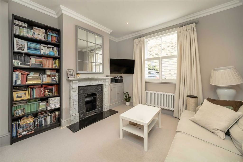 Property photo 3 of 9