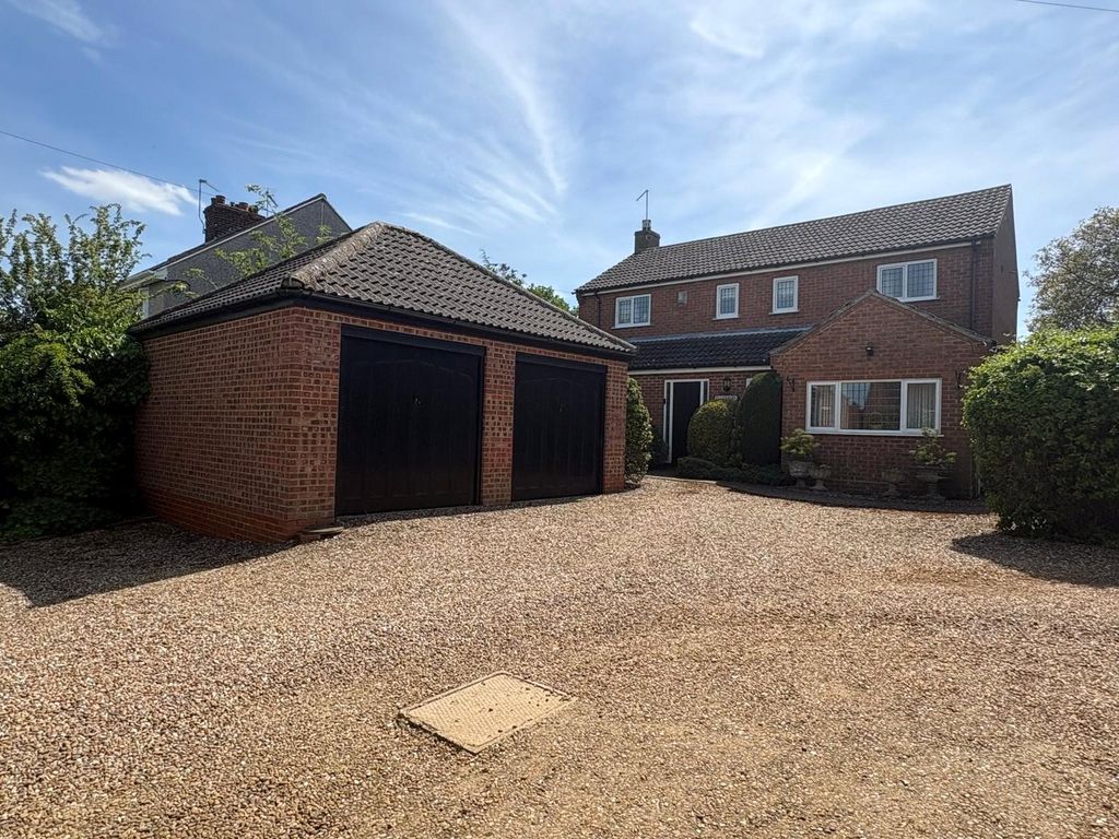 Property photo 1 of 32 Picture No. 44