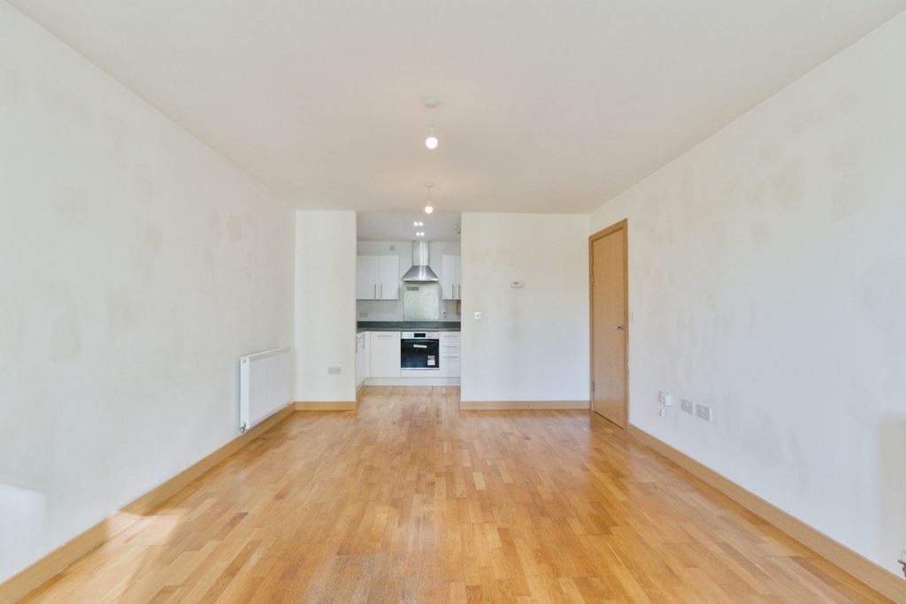 Property photo 2 of 18 Pbox-Img.Jpg