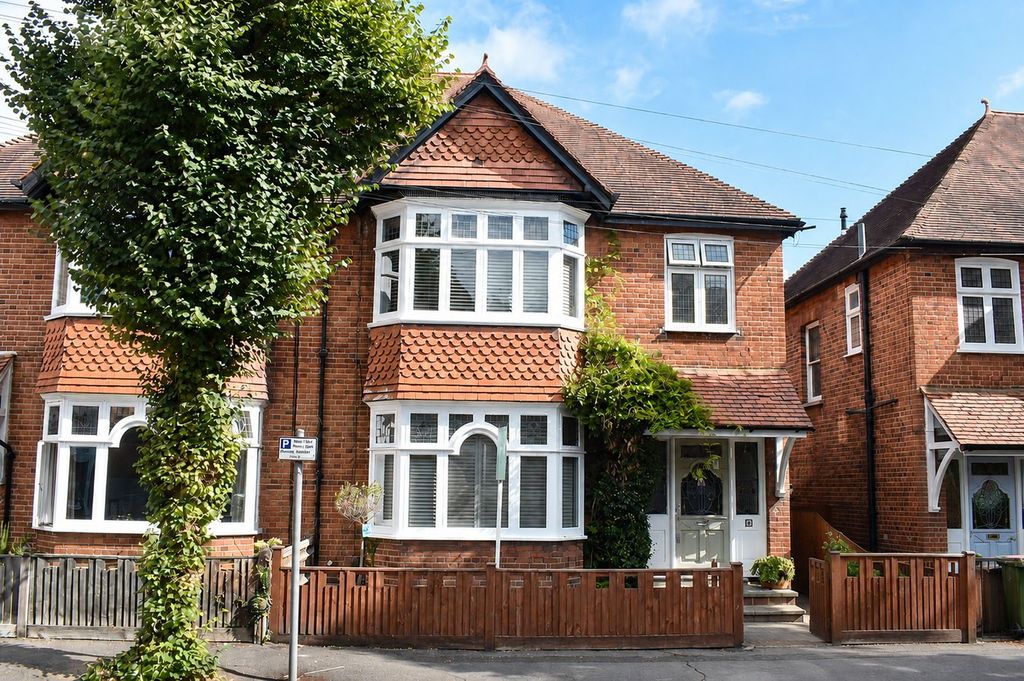 Property photo 2 of 11