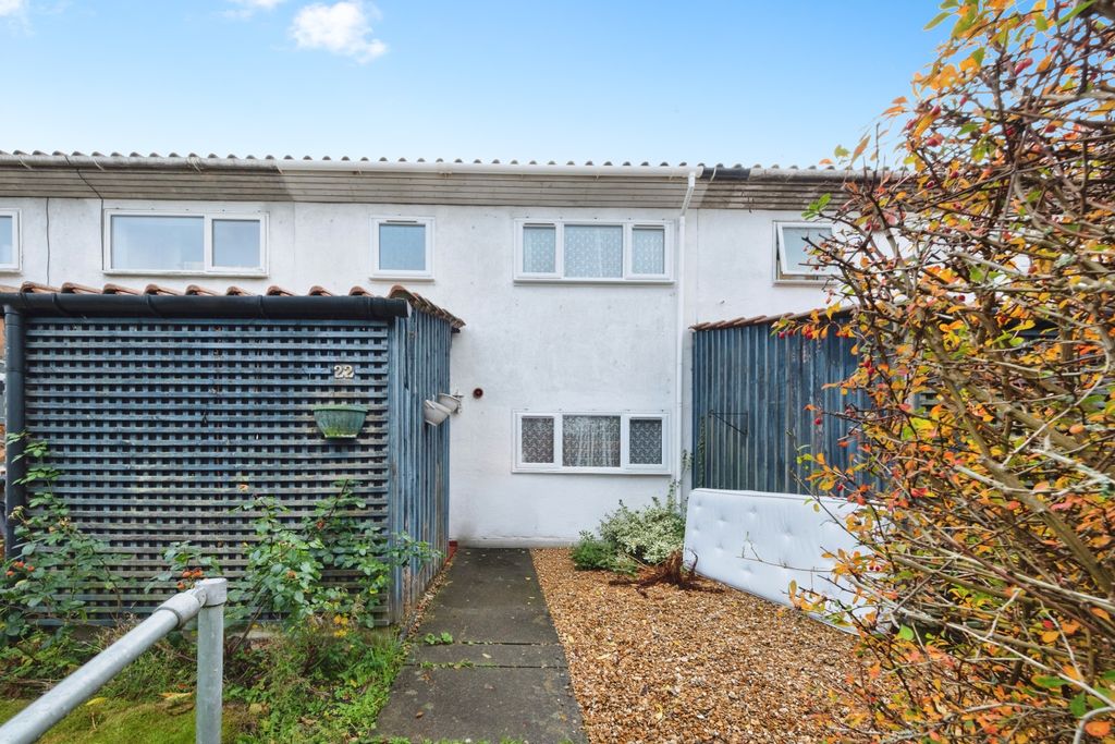 Property photo 1 of 20