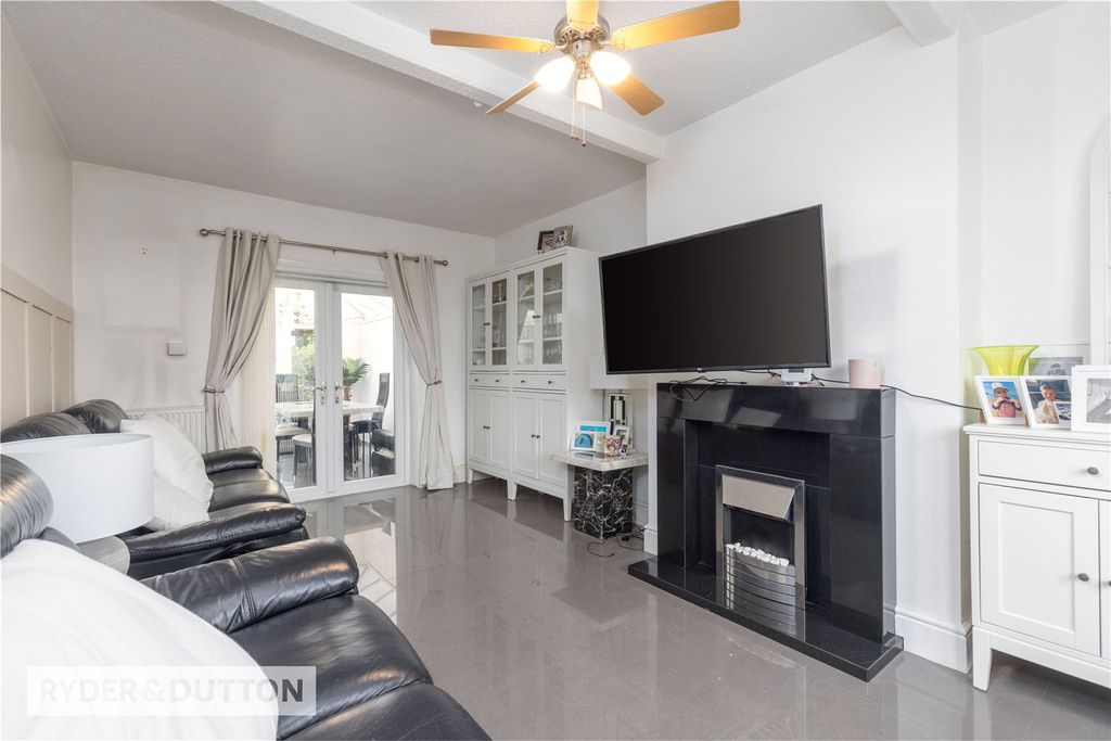 Property photo 3 of 19 Picture No. 01
