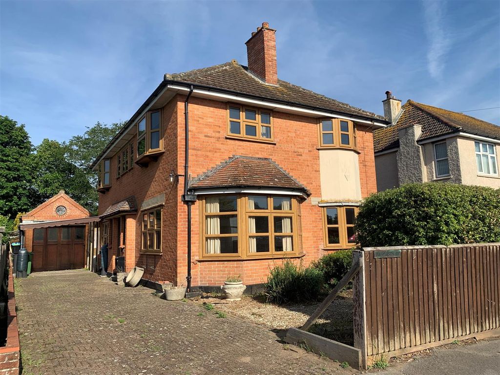 Property photo 1 of 32