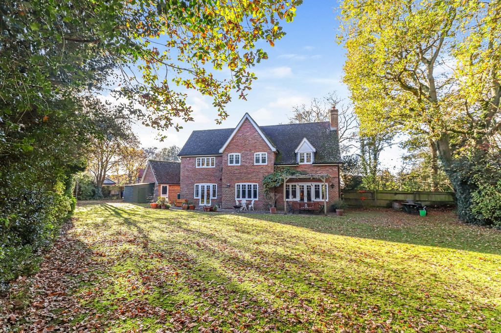 Property photo 2 of 18 Rear And Garden