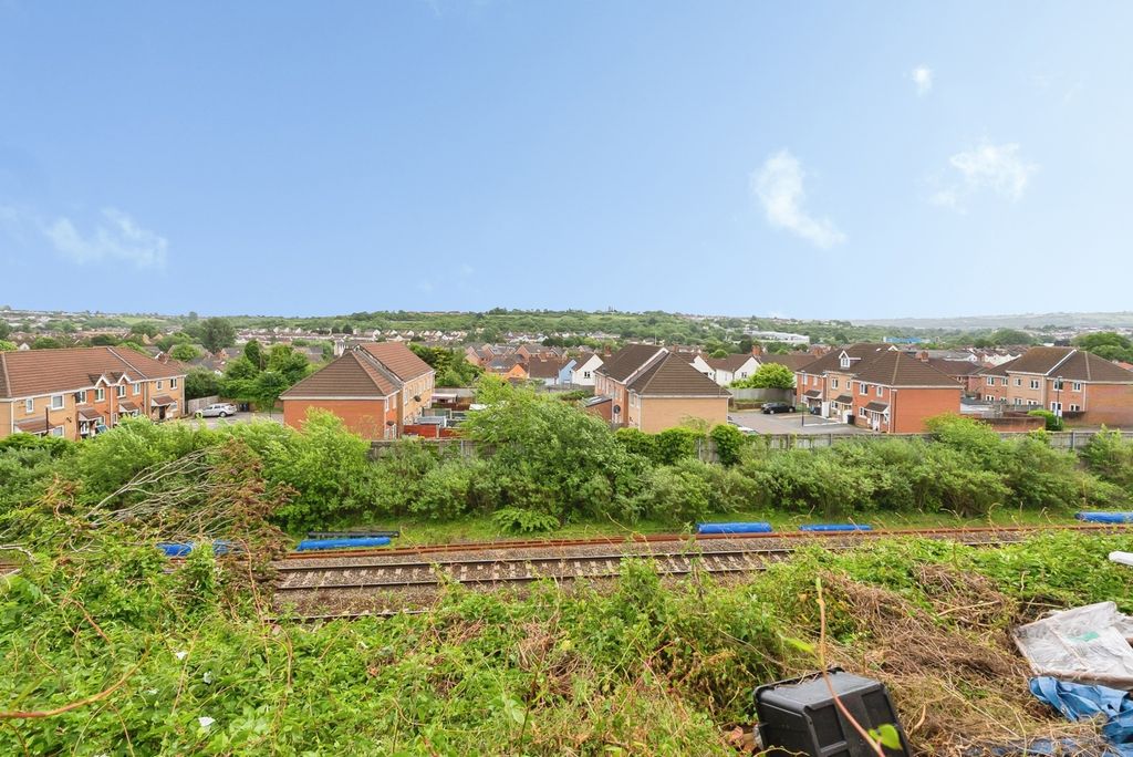 Property photo 1 of 20 Pbox-Img.Jpg