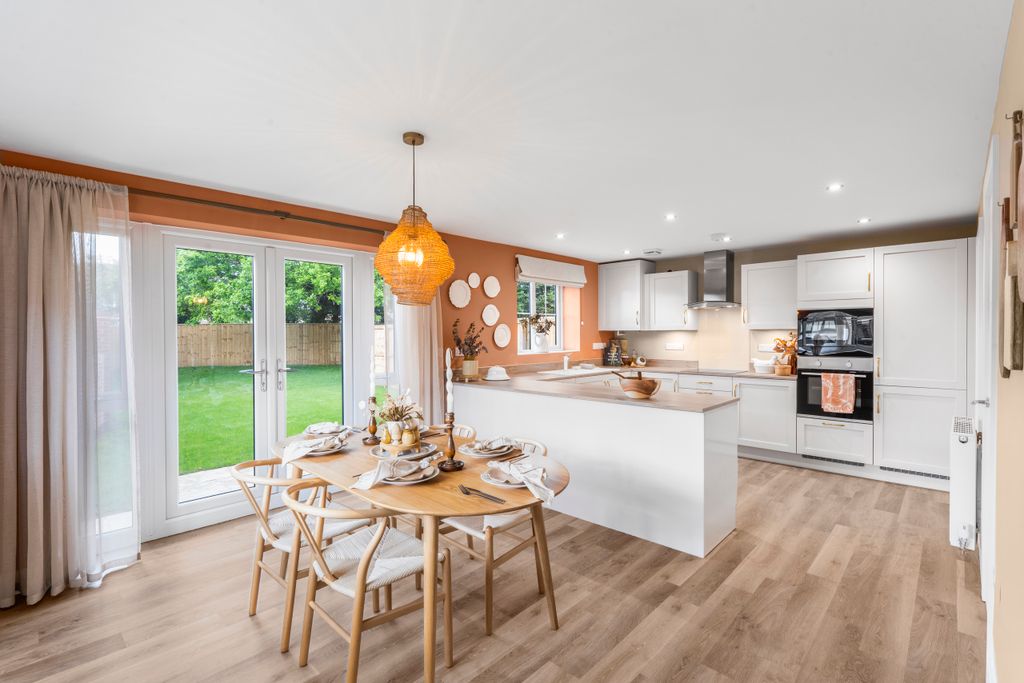 Property photo 3 of 17 Kitchen-Diner