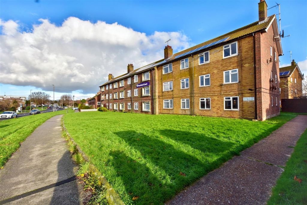 Property photo 1 of 15 Dsc_0570.Jpg