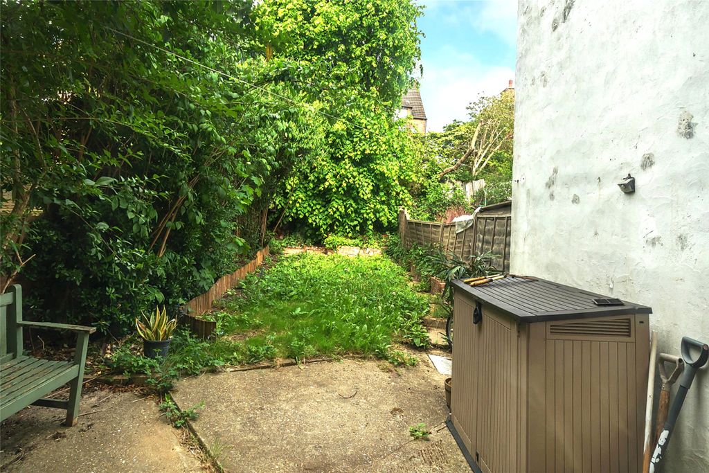 Property photo 2 of 13 Picture No. 28