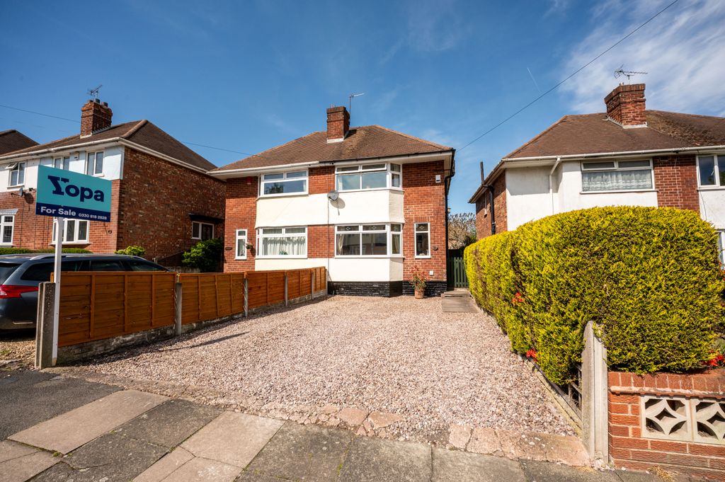 Property photo 1 of 30 01
