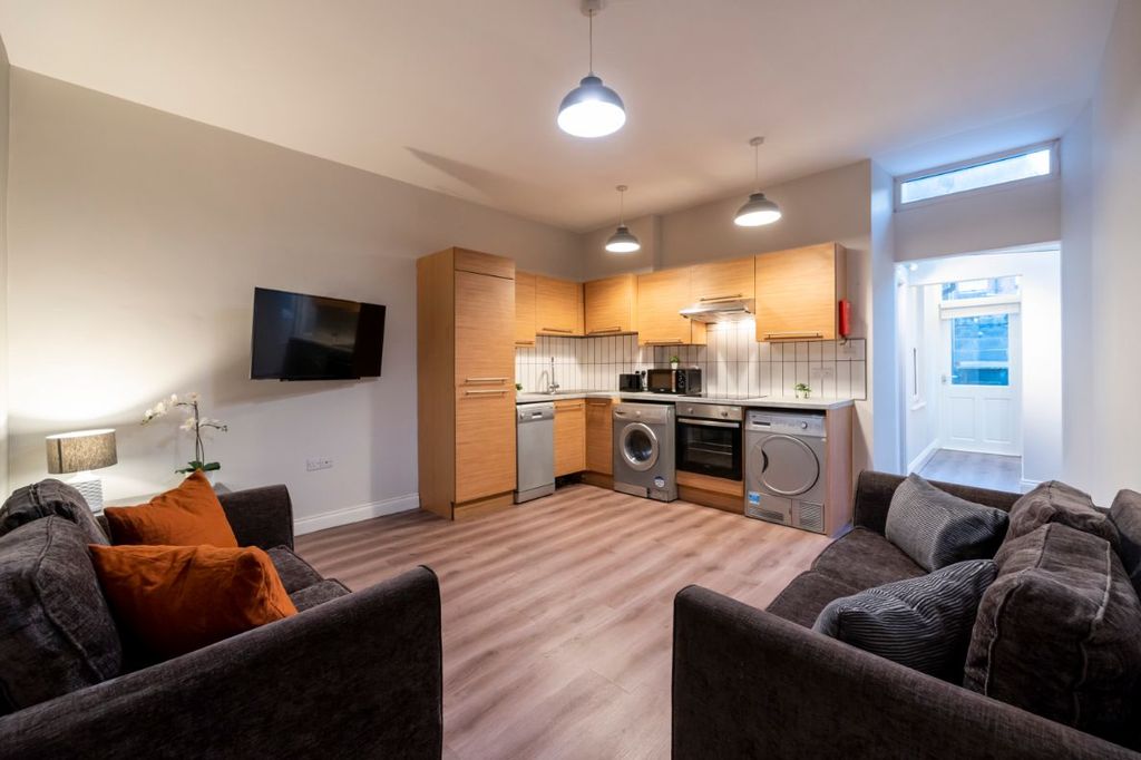Property photo 1 of 11 48Fr - Living Area/ Kitchen