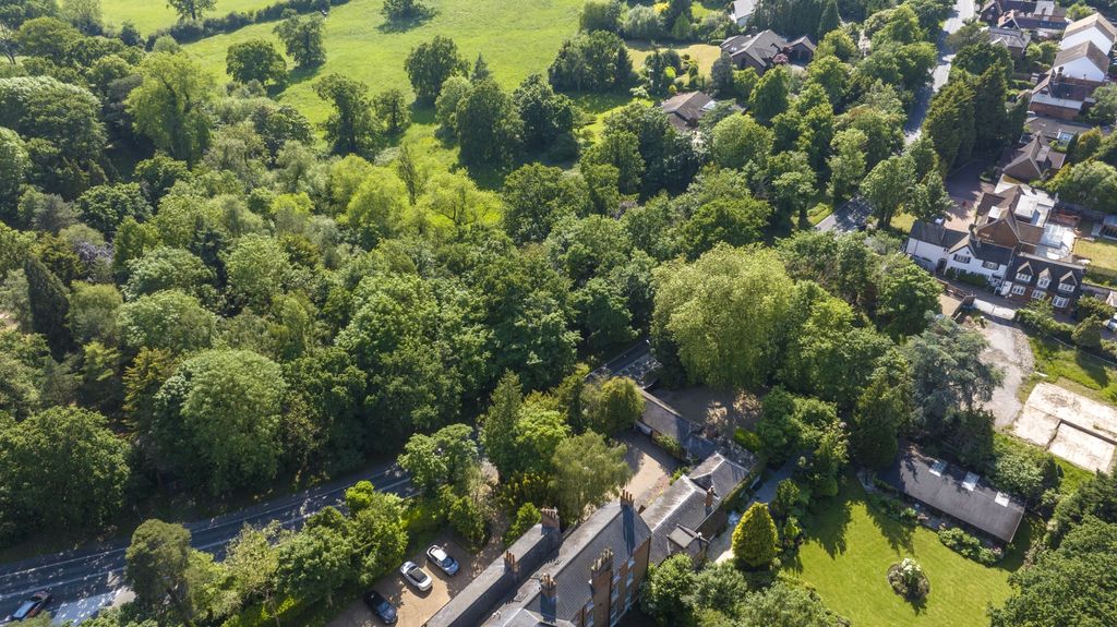 Property photo 3 of 5 Photo 3