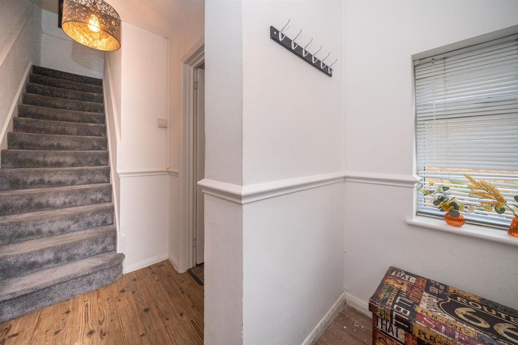 Property photo 2 of 12 76-Turners-Hill-1015.Jpg