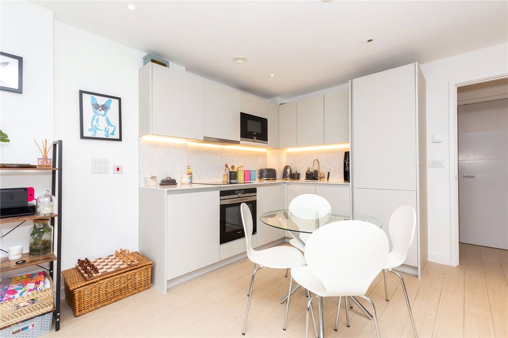 Property photo 3 of 16 Open Plan Living