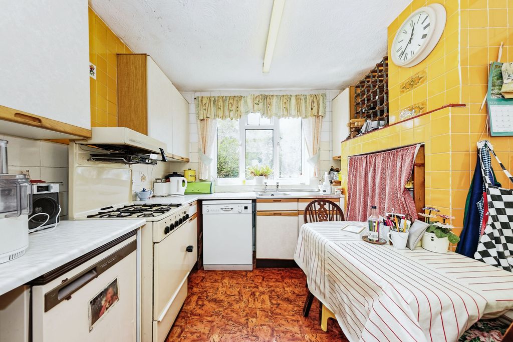 Property photo 3 of 14 Photo-Enhance