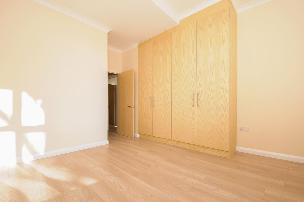 Property photo 2 of 6 Picture No. 02