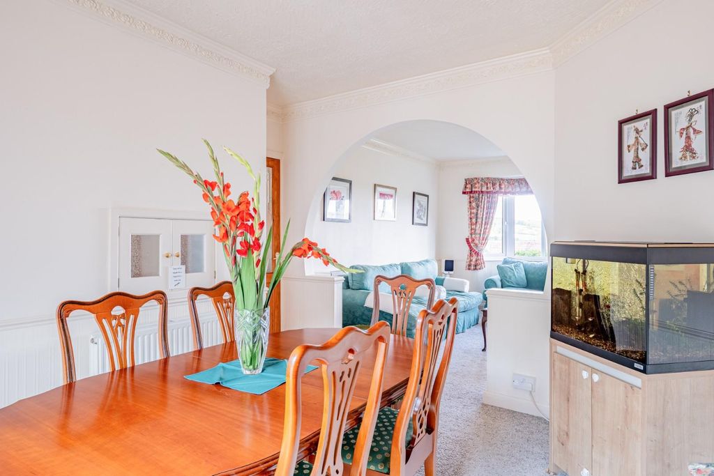 Property photo 2 of 29 Dining Room 2.Jpg