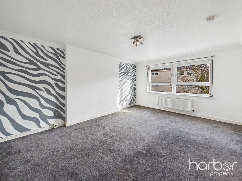 Property photo 2 of 15 4609903