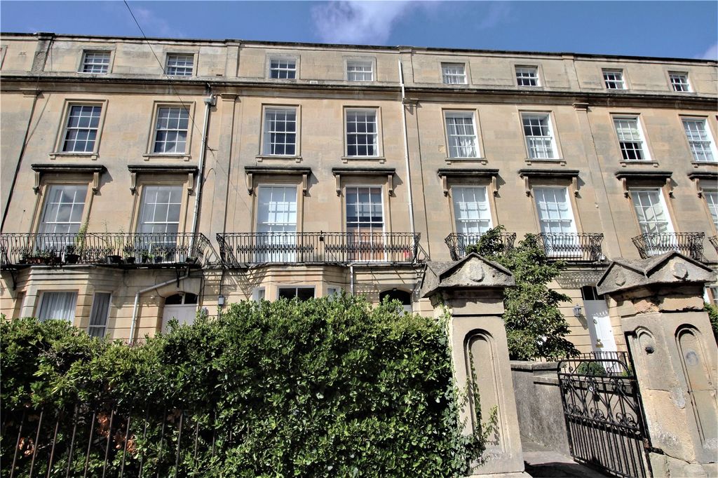 Property photo 1 of 14 Picture No. 17