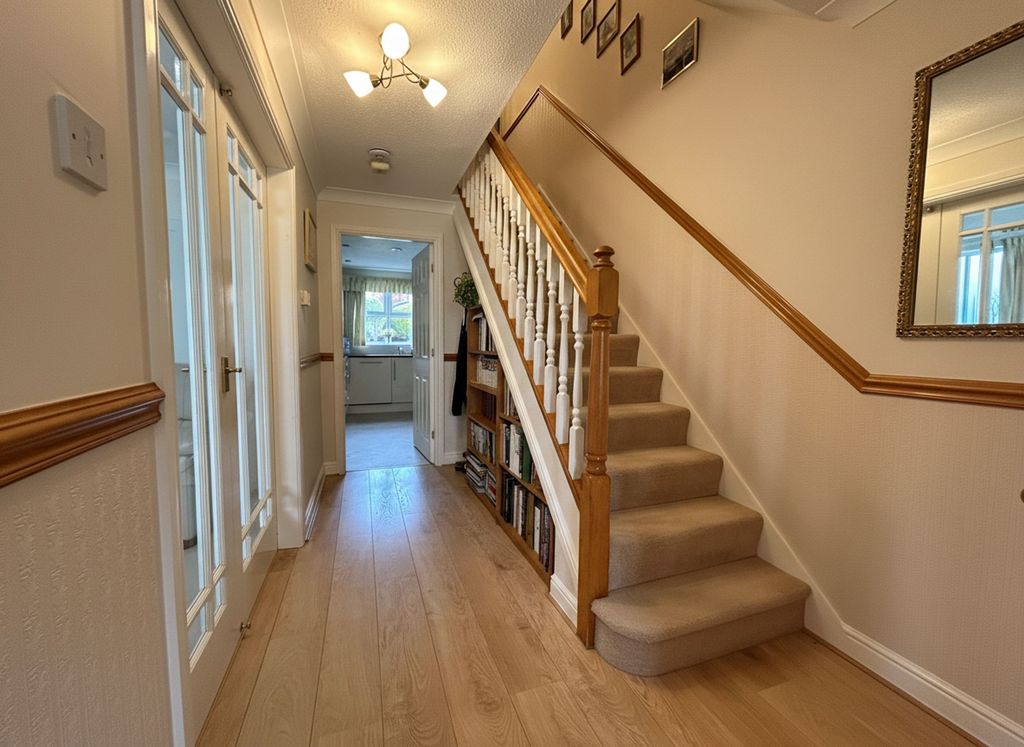 Property photo 3 of 21