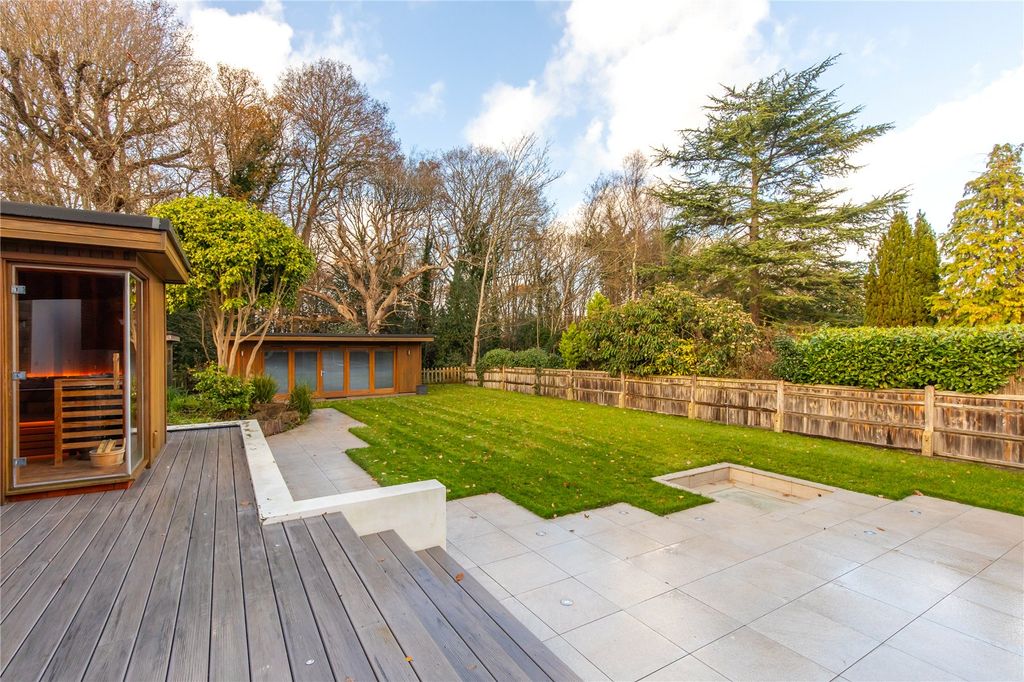 Property photo 1 of 24 Picture No. 24