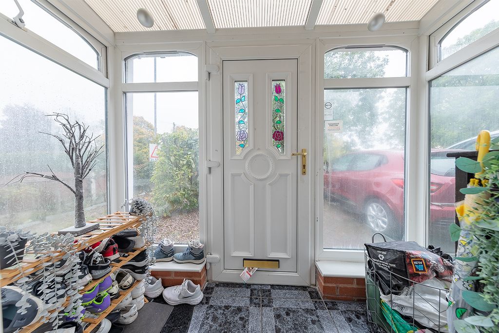 Property photo 2 of 41