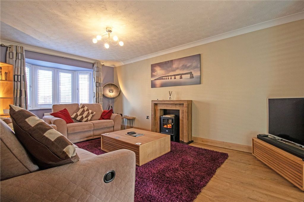 Property photo 2 of 30 Picture No. 60