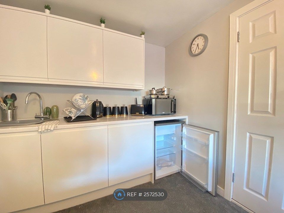 Property photo 1 of 15 Studio Room