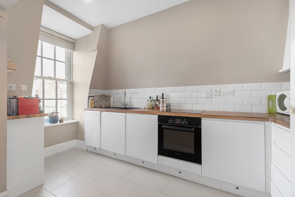Property photo 3 of 12 Kitchen.Jpg