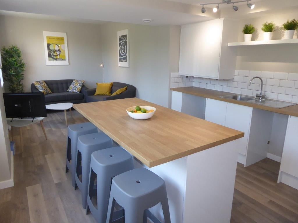 Property photo 3 of 27 (Main)