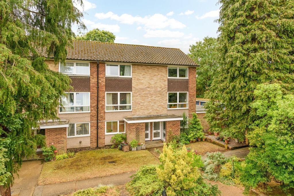 Property photo 1 of 14