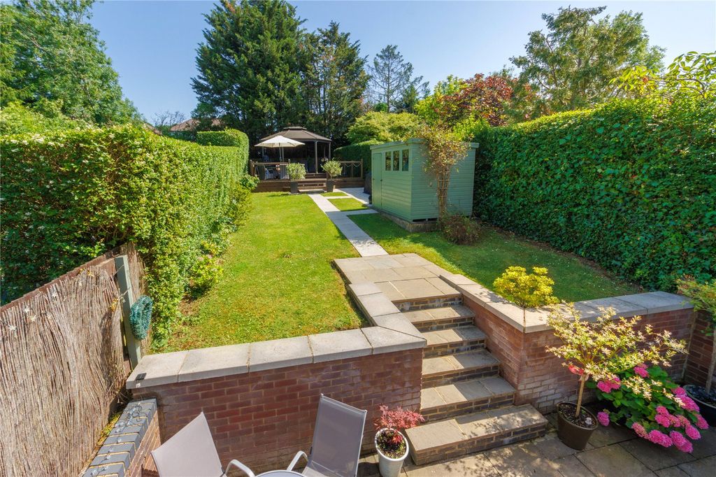 Property photo 2 of 23 Picture No. 40