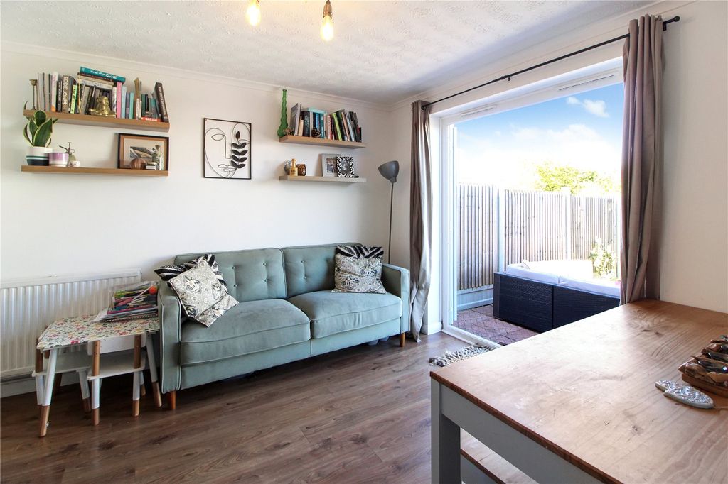 Property photo 2 of 18 Picture No. 07