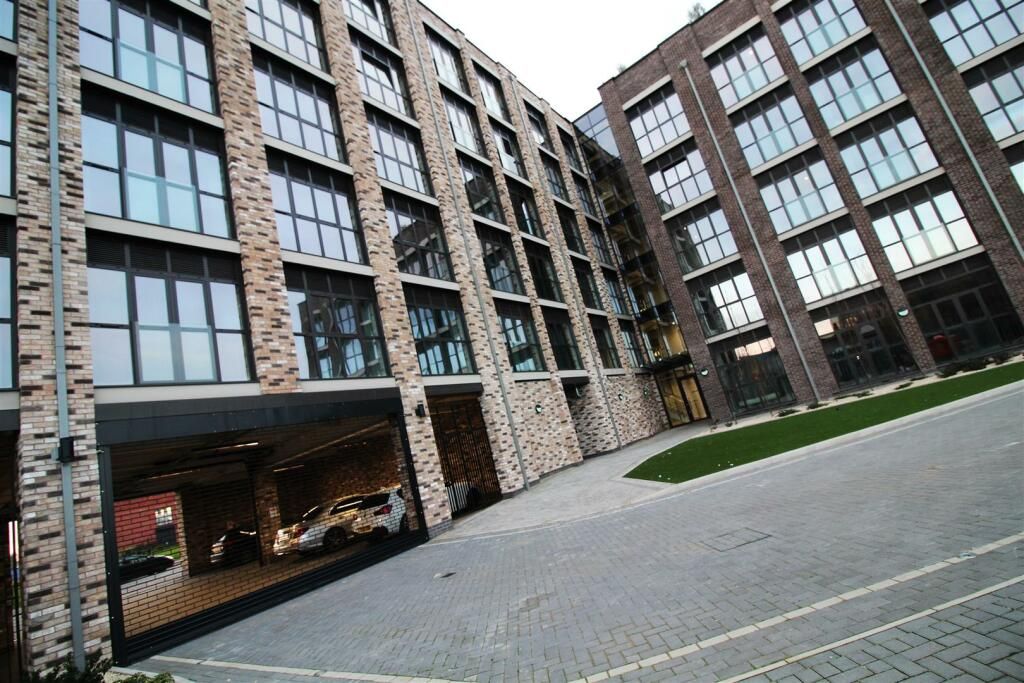 Property photo 1 of 12 Image