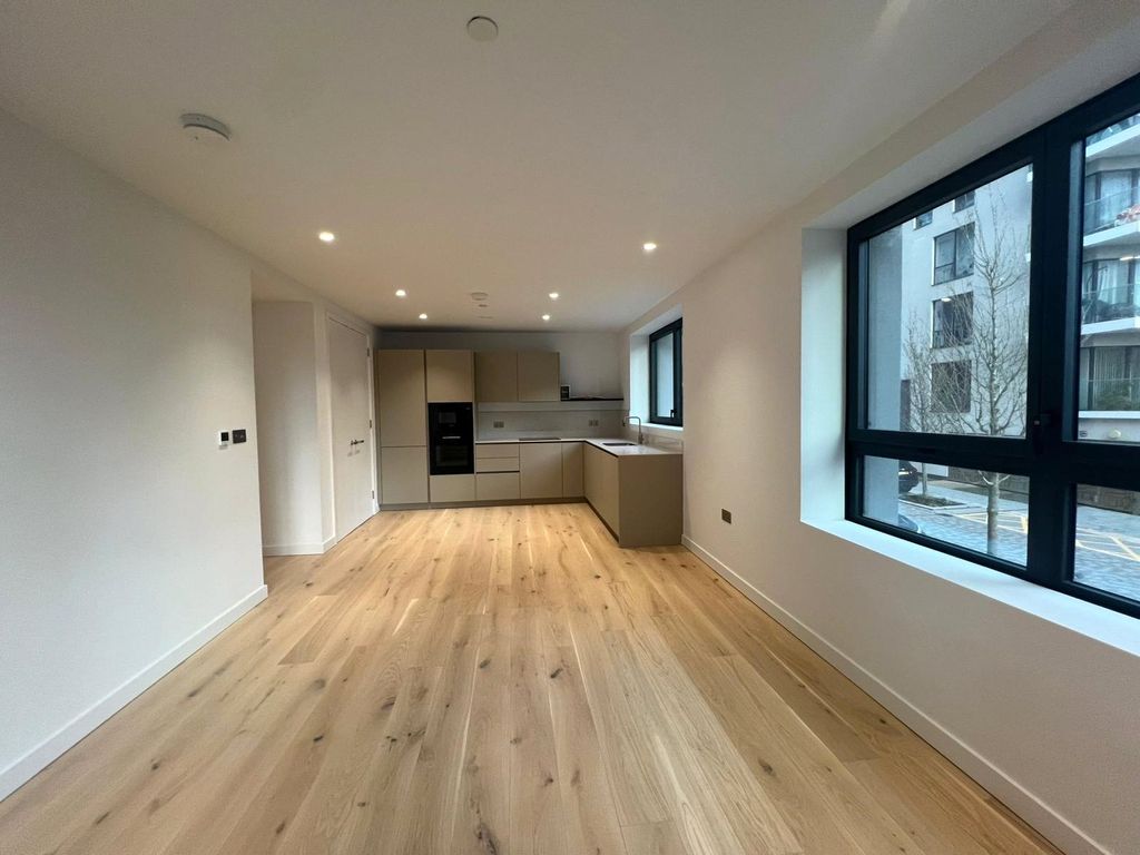 Property photo 1 of 17 Picture No. 06