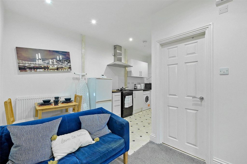 Property photo 3 of 5 Reception Room