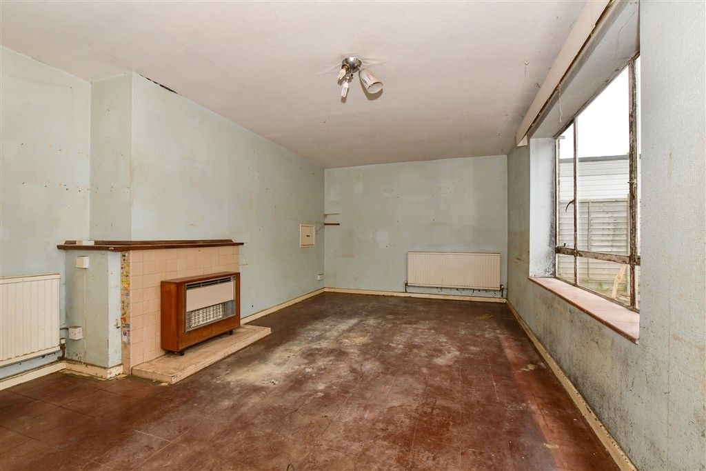Property photo 2 of 17 Lounge/Dining Room