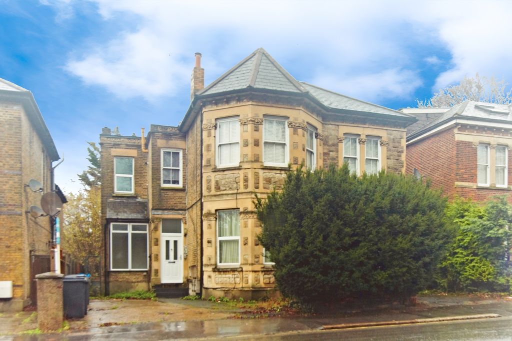 Property photo 1 of 17 Pbox-Img.Jpg