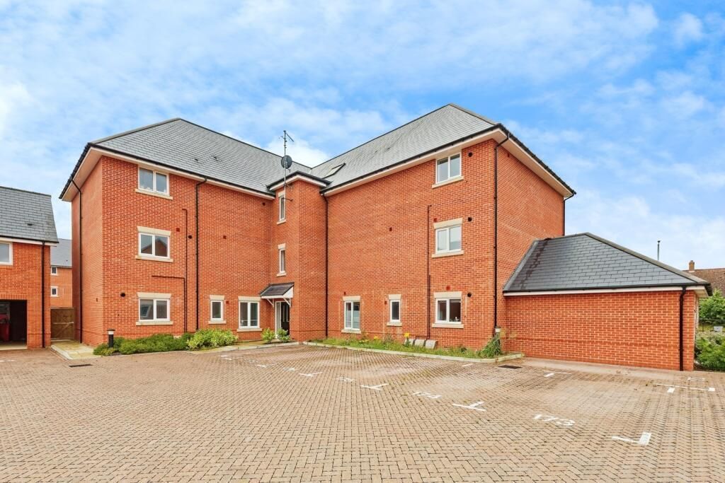 Property photo 2 of 9