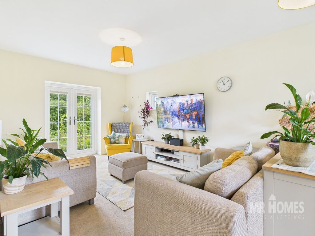 Property photo 2 of 39