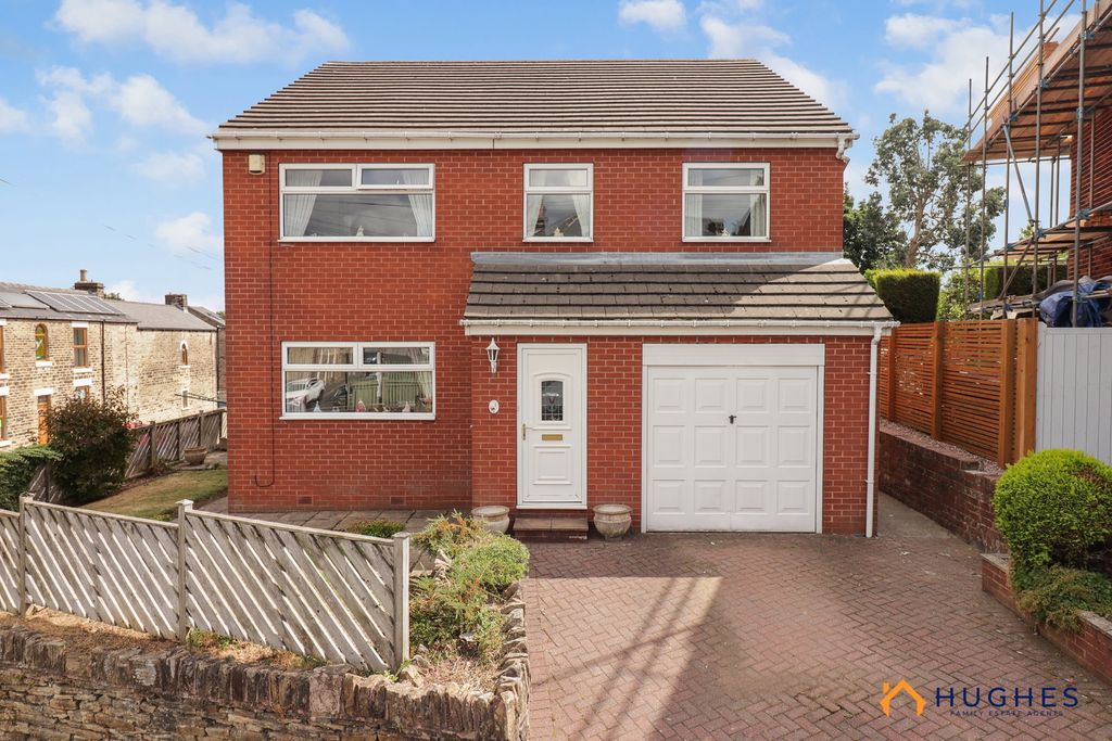 Property photo 1 of 25