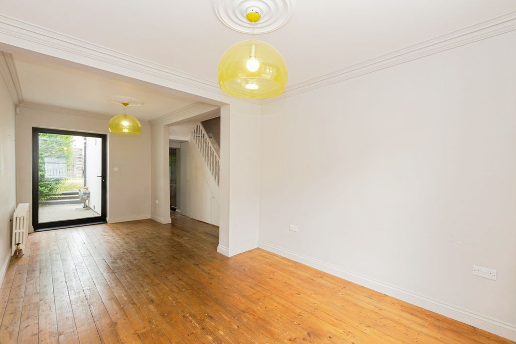 Property photo 1 of 19 Lounge/Dining Room