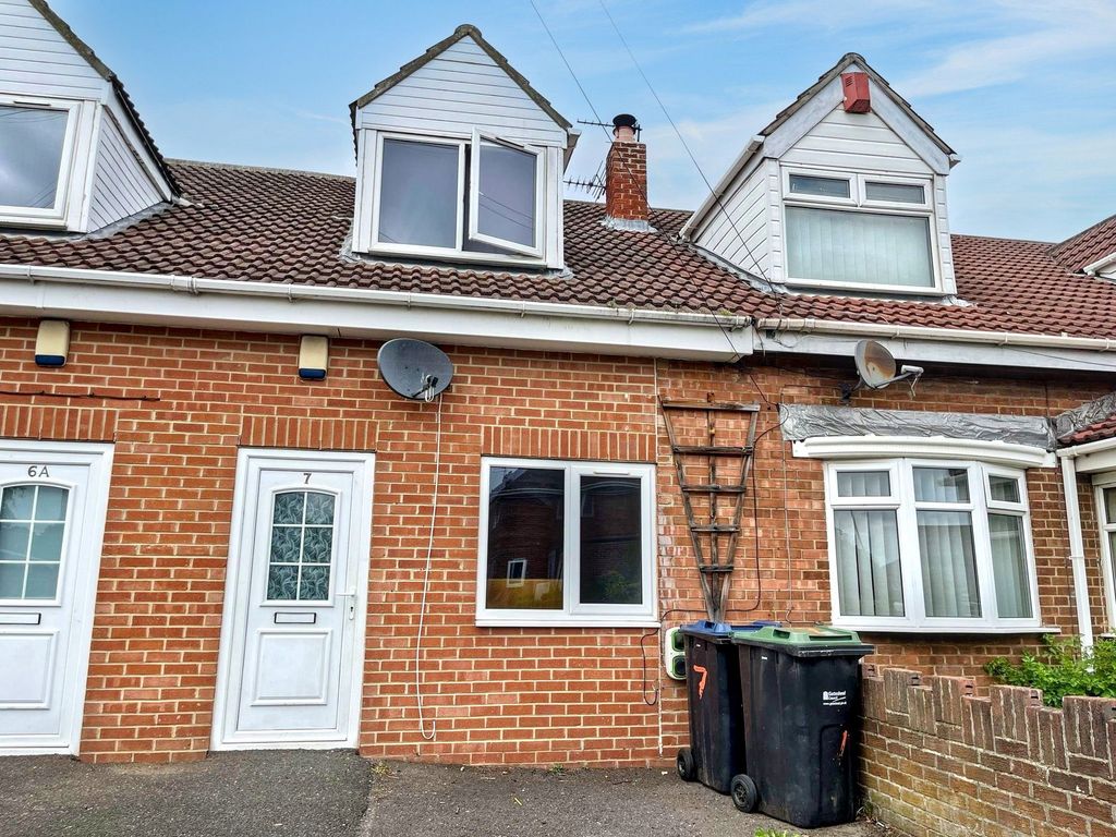 Property photo 1 of 17