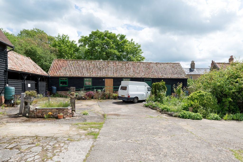 Property photo 3 of 25 Annexe