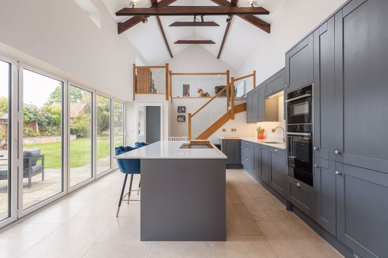 Property photo 3 of 30 Photo 3