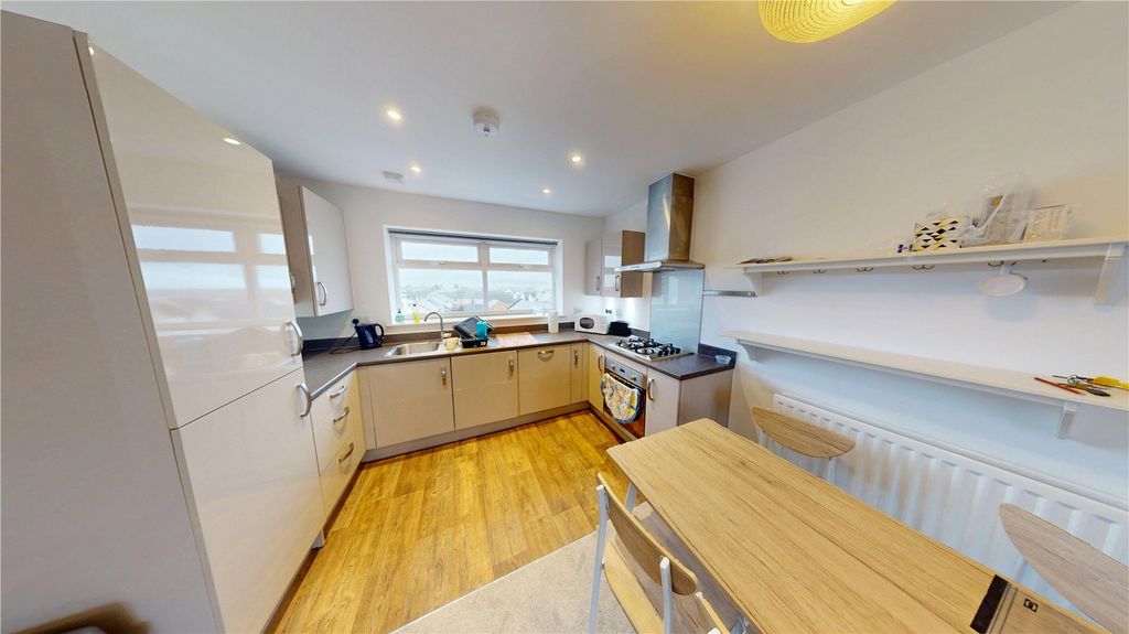 Property photo 2 of 8 Picture No. 03