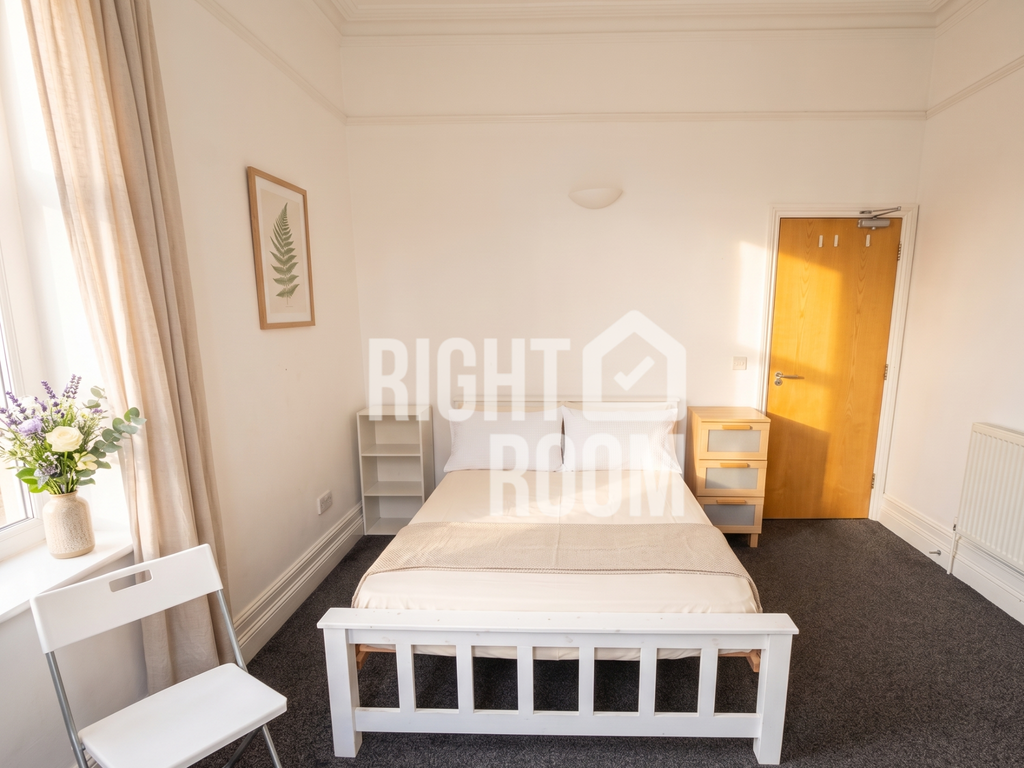 Additional image 6 of 6 bed flat to rent6 Bed Flat, Edinburgh Road, Portsmouth PO1