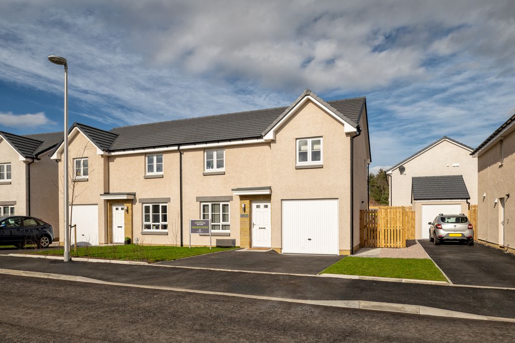 Property photo 1 of 10 Dev000667_Osprey Heights_Brvs_Ravenscraig_2024_013